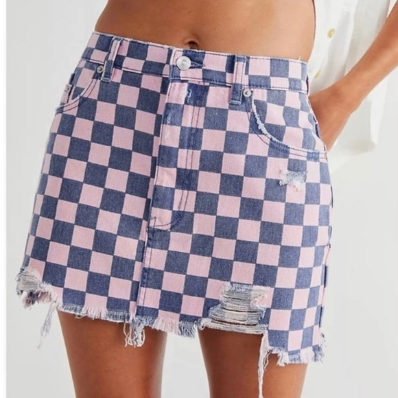 Free People Dresses & Skirts - FREE PEOPLE Mini Skirt
